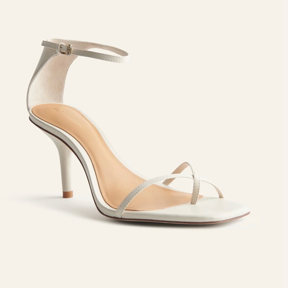 Reformation Gigi Strappy Mid Heel Sandal in Almond Size 6.5 *never worn*